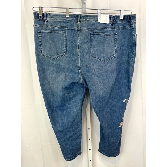 NWT J. JILL Authentic Fit Embroidered Cropped Jeans Cape Code Wash Blue 26 Plus - Picture 2 of 11